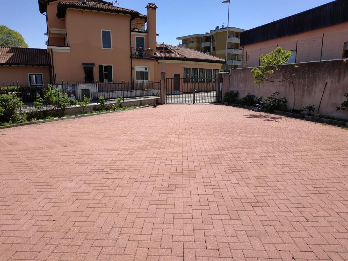 Apartmán Casa Marina Verbania Exteriér fotografie